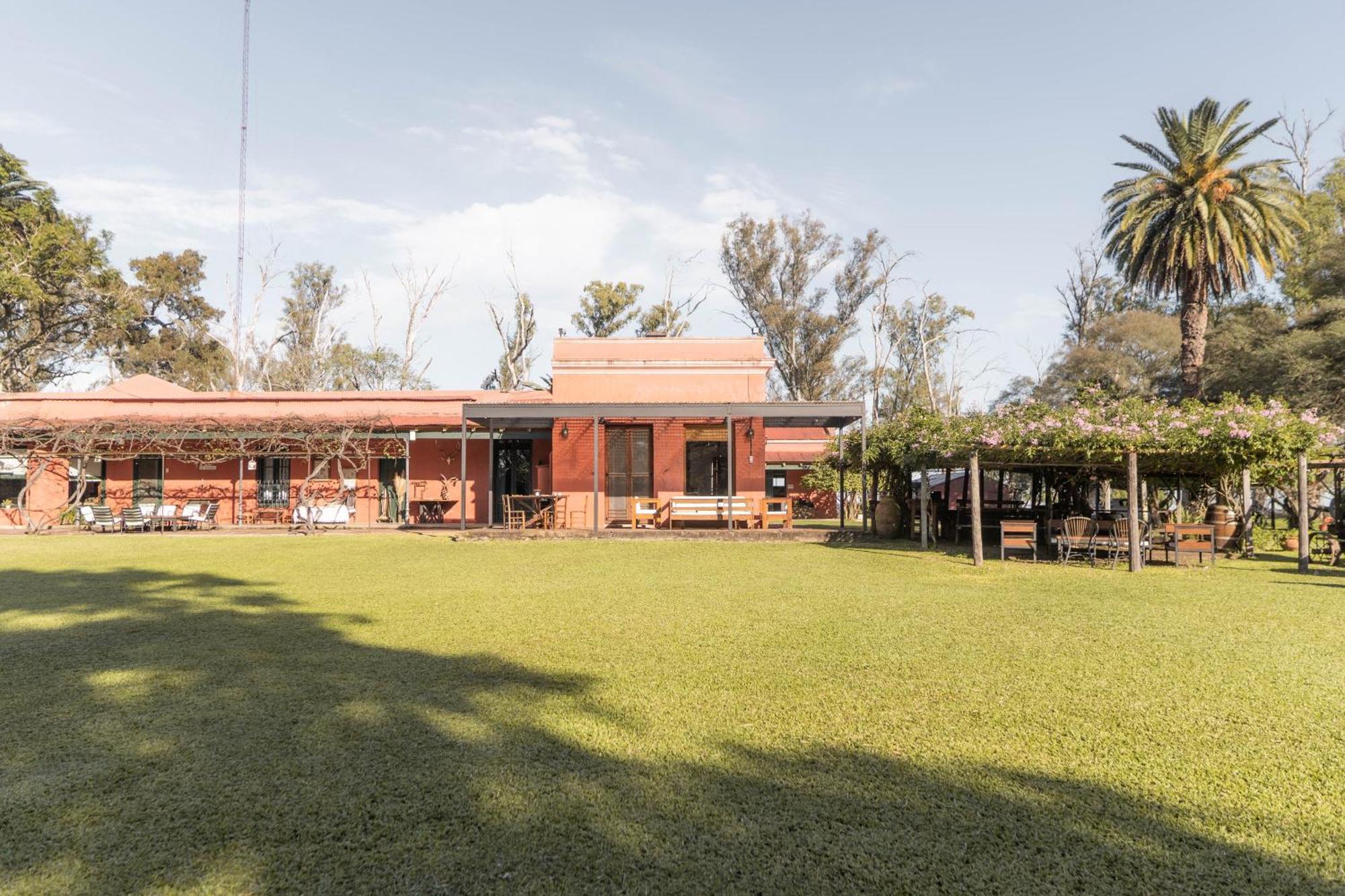 Estancia La Violeta Chajari Bagian luar foto